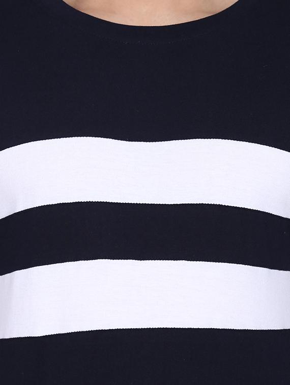 navy blue color block cut & sew t-shirt - 17468585 - Zoom Image - 5