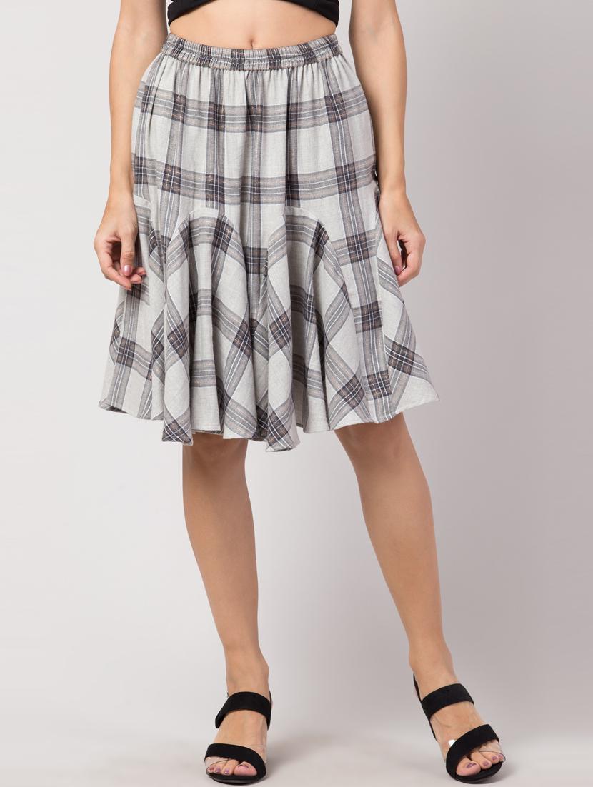 high rise flared skirt - 17469075 - Zoom Image - 1
