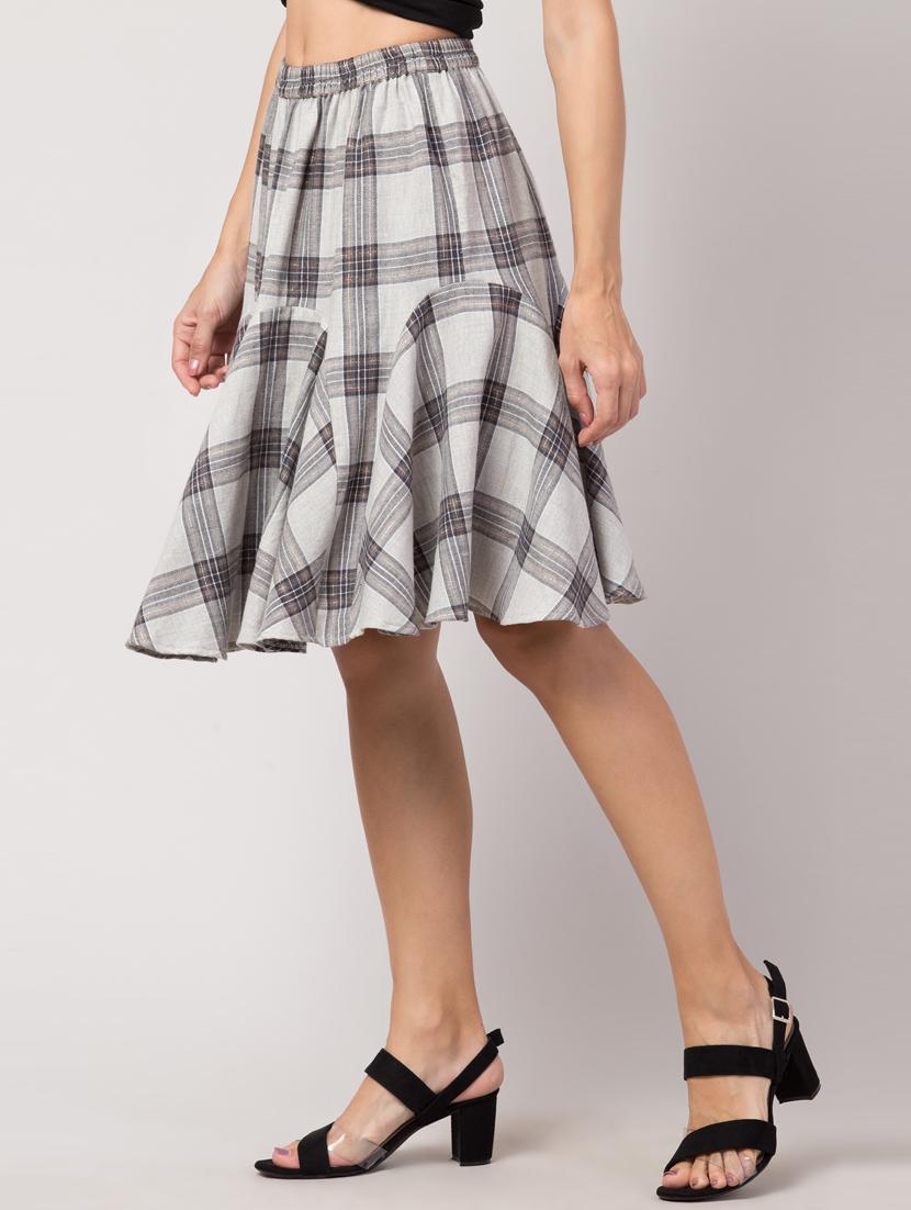 high rise flared skirt - 17469075 - Zoom Image - 2