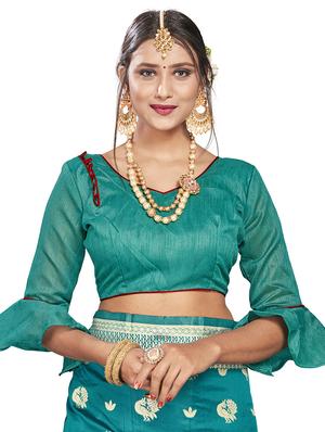 self design kanjivaram saree with blouse - 17469377 - Standard Image - 3