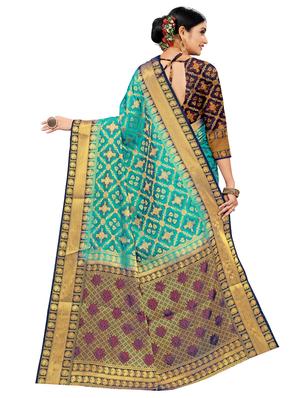 self design kanjivaram saree with blouse - 17469550 - Standard Image - 2