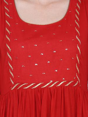 foil print flared gown - 17469720 - Standard Image - 4