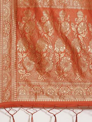 self design banarasi saree with blouse - 17470498 - Standard Image - 4