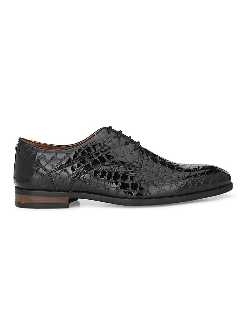 black patent leather laceup oxfords - 17472461 - Zoom Image - 1
