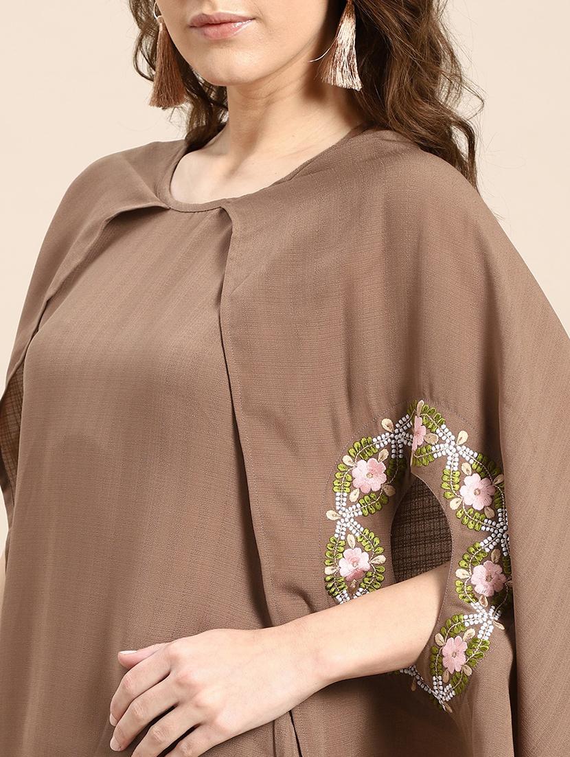 cape sleeved embroidered detail maxi dress - 17472625 - Zoom Image - 5