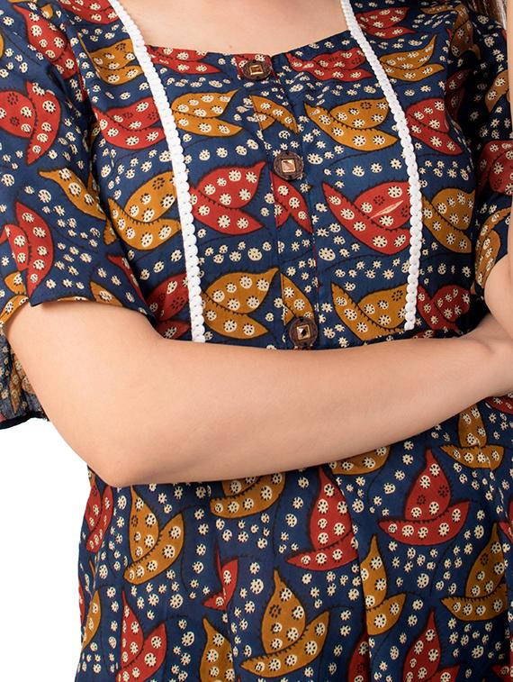 printed flared ethnic dress - 17472726 - Zoom Image - 4