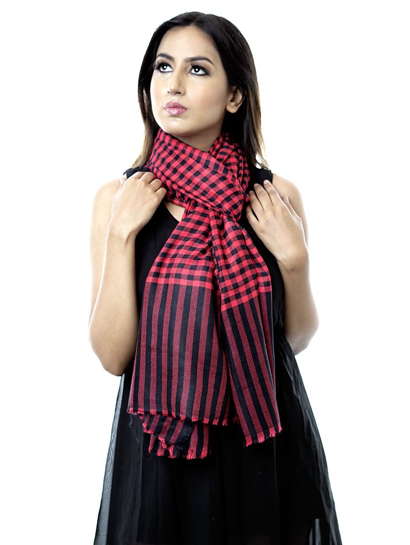 red wool shawl - 17472783 - Zoom Image - 1