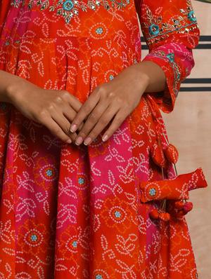 bandhani print flared ethnic dress - 17474356 - Standard Image - 6