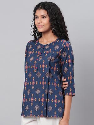 round neck printed top - 17474380 - Standard Image - 2