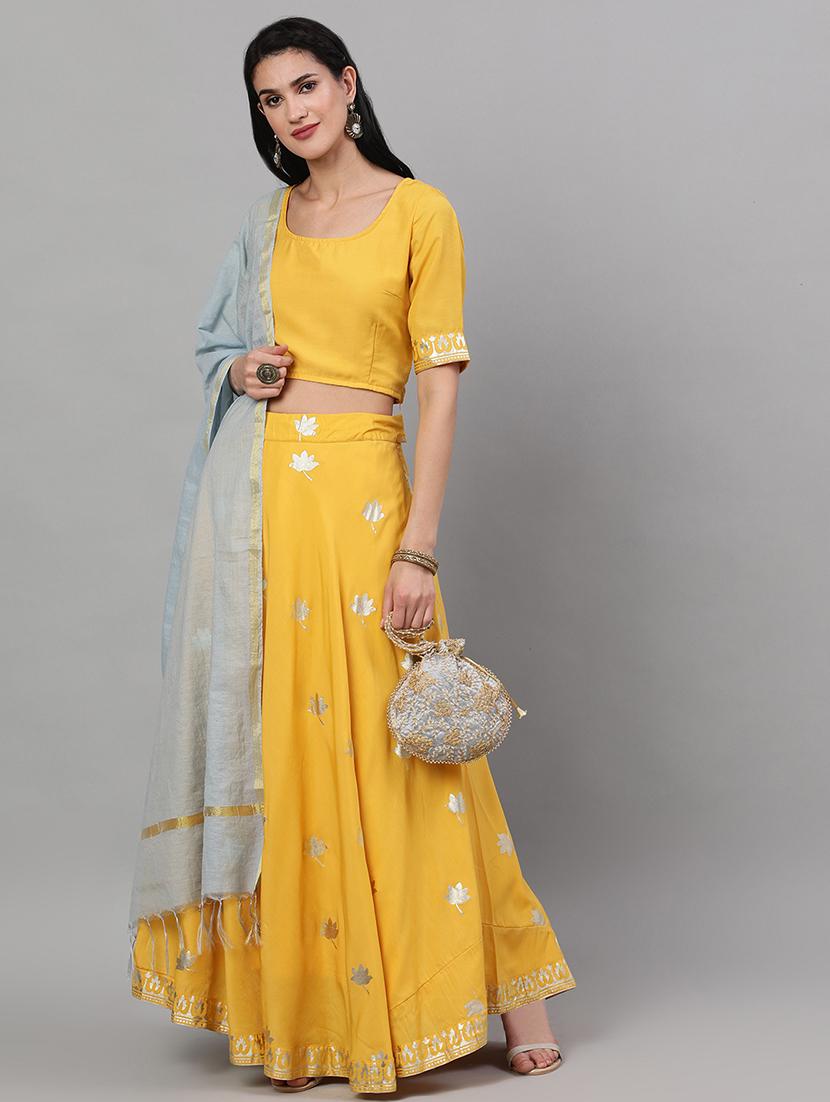 self design flared lehenga - 17476088 - Zoom Image - 4