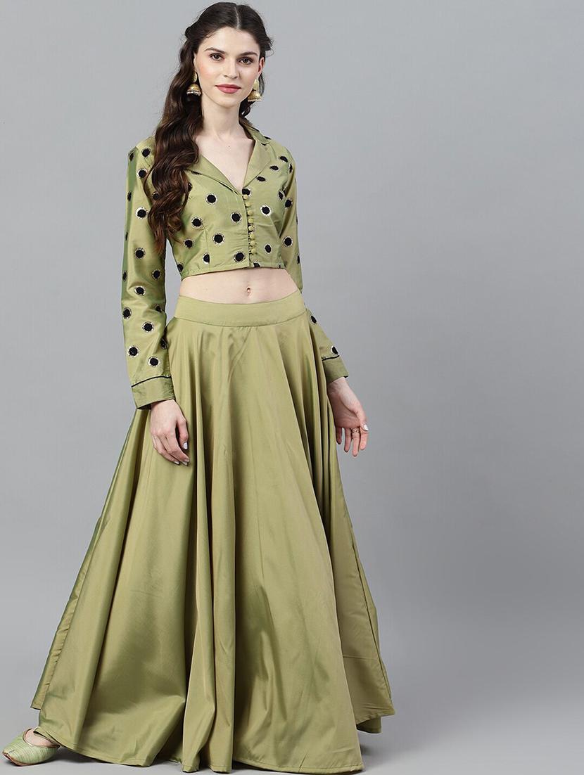 plain flared lehenga - 17476120 - Zoom Image - 1