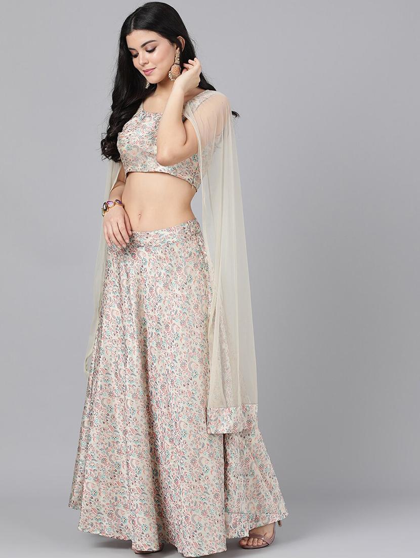 self design flared lehenga - 17476151 - Zoom Image - 3