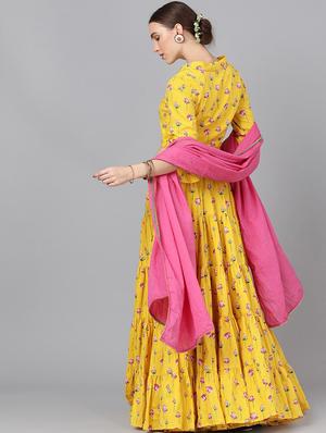 printed flared lehenga - 17476157 - Standard Image - 3