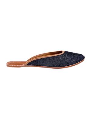 black slip on jutis - 17476643 - Standard Image - 3
