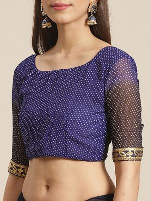bordered woven saree with blouse - 17476972 - Standard Image - 3