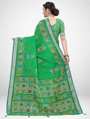 block print bordered saree with blouse - 17476988 - Standard Image - 2