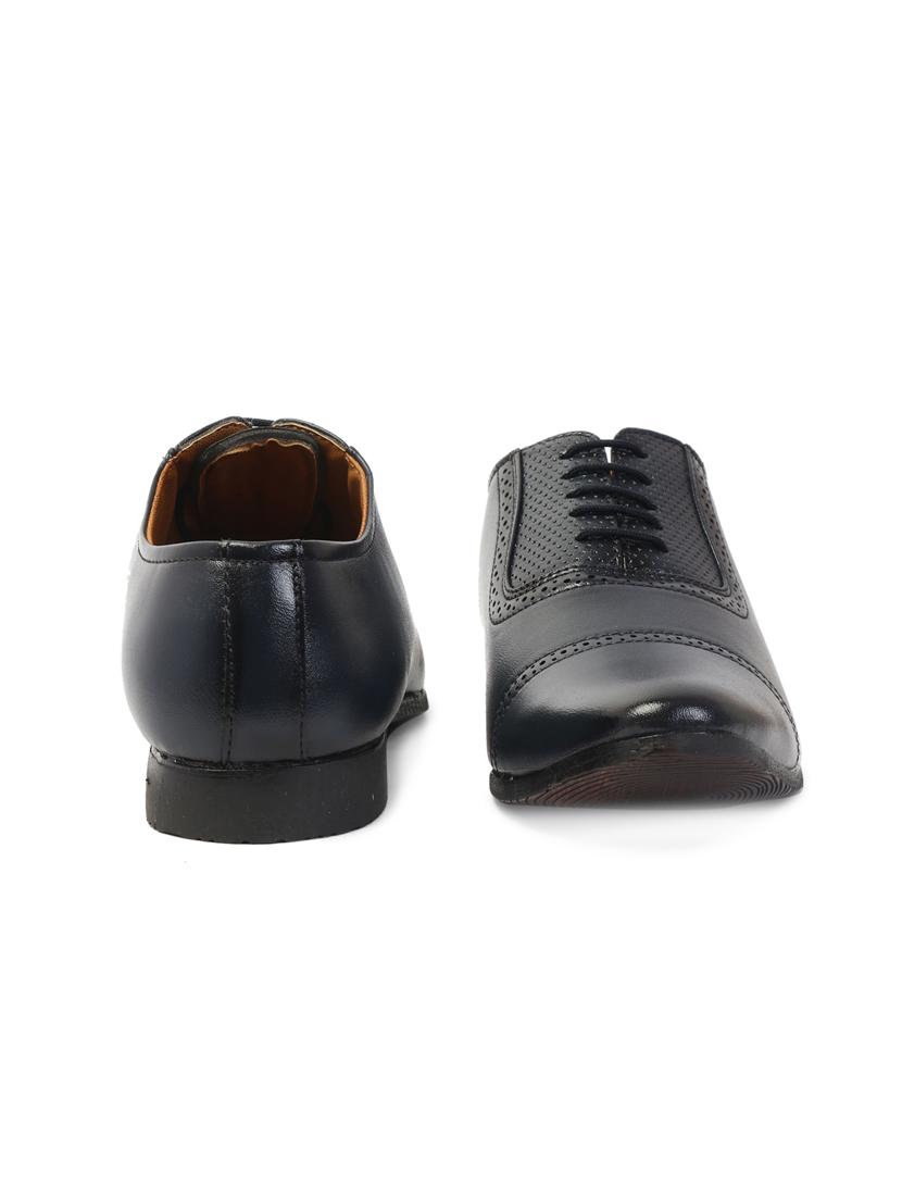 black synthetic & mesh laceup oxfords - 17477097 - Zoom Image - 3