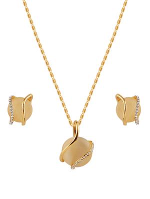 gold crystal pendant - 17477712 - Standard Image - 2