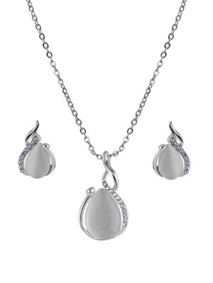 silver crystal pendant - 17477718 - Standard Image - 2