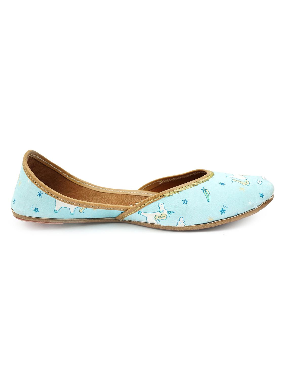 blue slip on jutis - 17477802 - Zoom Image - 2