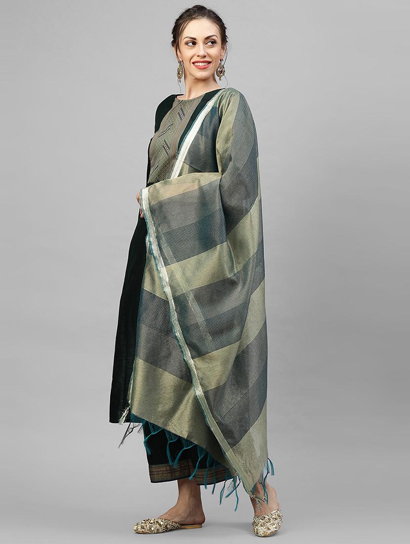 solid kurta palazzo set - 17480096 - Zoom Image - 2