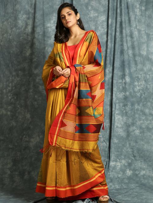 self design handloom saree with blouse - 17482432 - Standard Image - 1