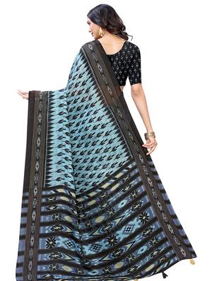 ikat printed saree with blouse - 17482874 - Standard Image - 2