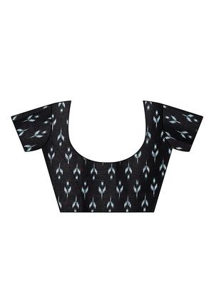 ikat printed saree with blouse - 17482874 - Standard Image - 3