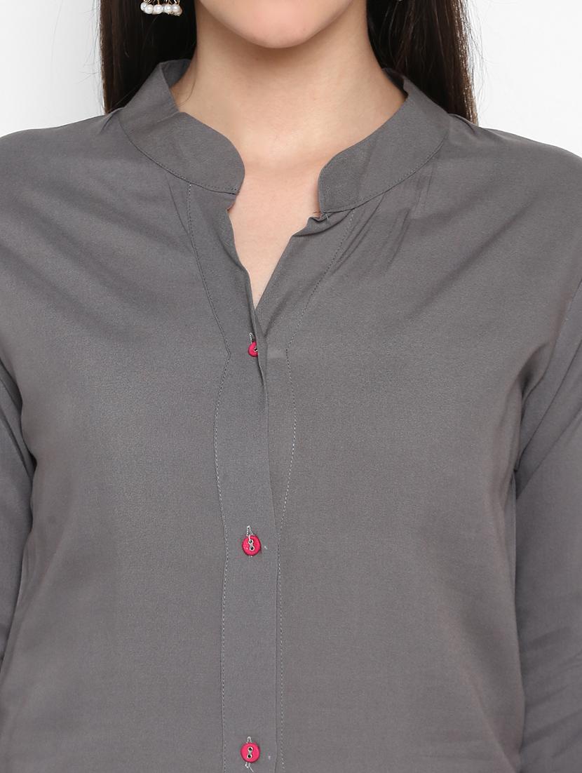 solid rayon straight kurta - 17483039 - Zoom Image - 4