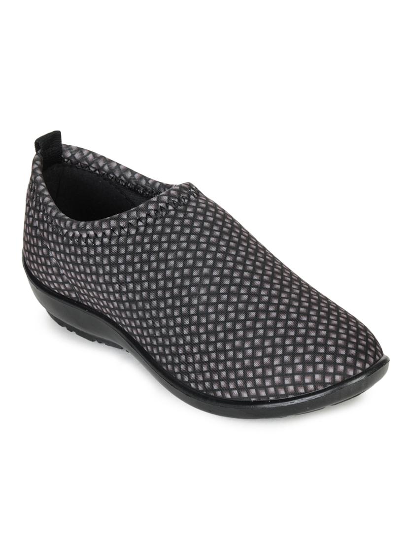 green fabric slip on ballerina - 17483838 - Zoom Image - 1