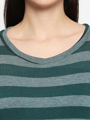 v-neck striped tee - 17484805 - Standard Image - 5
