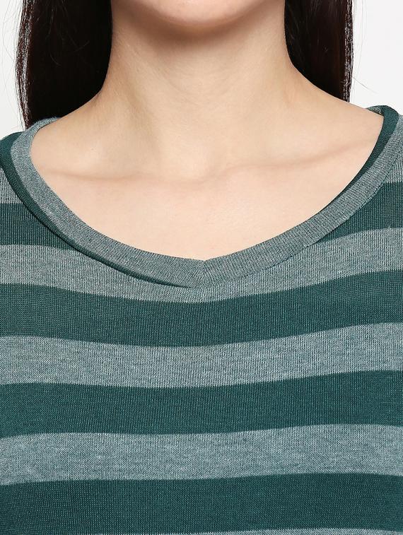 v-neck striped tee - 17484805 - Zoom Image - 5