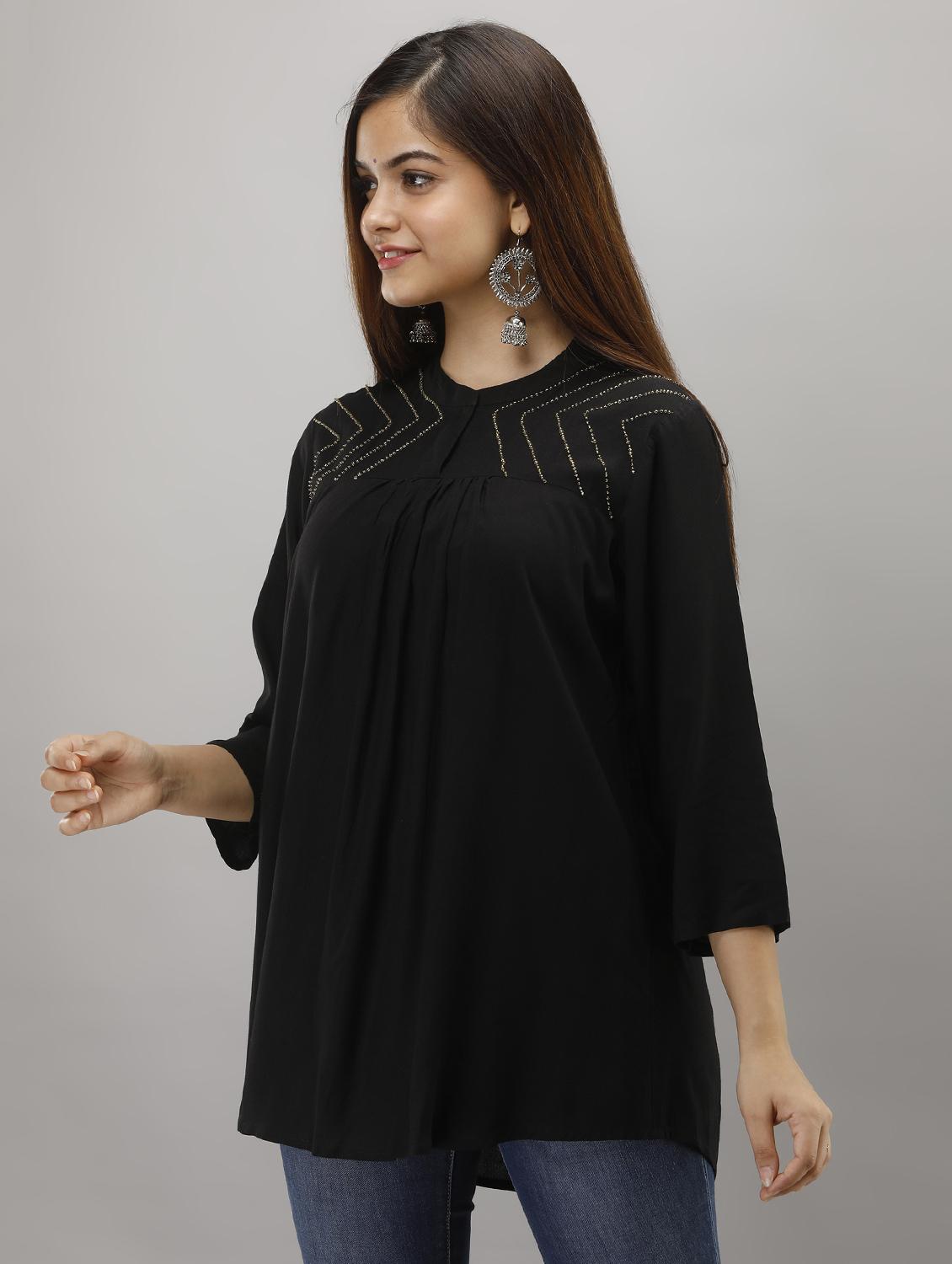 embellished regular top - 17484893 - Zoom Image - 2