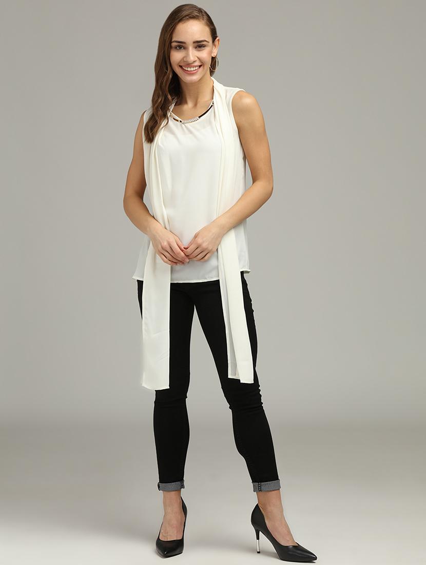 embellished neck line solid top - 17488539 - Zoom Image - 4