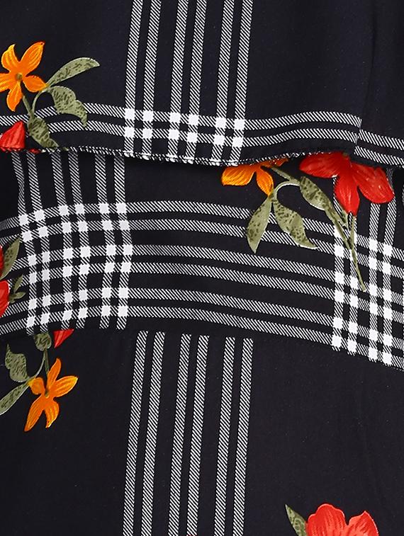round neck floral a-line dress - 17494194 - Zoom Image - 4