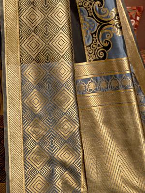 jacquard work kanjivaram saree with blouse - 17494939 - Standard Image - 3