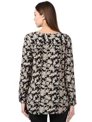 round neck floral top - 17502977 - Standard Image - 3