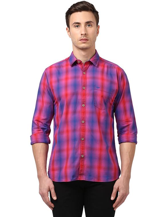 red checkered casual shirt - 17506794 - Zoom Image - 1