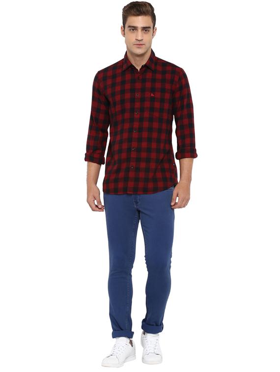 red checkered casual shirt - 17507439 - Zoom Image - 4