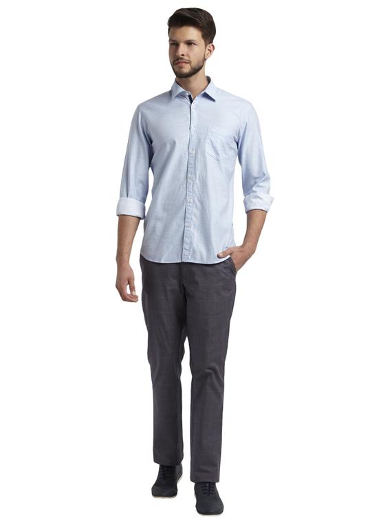 blue solid casual shirt - 17507617 - Zoom Image - 4