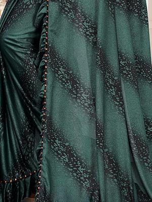 foil printed saree with blouse - 17508210 - Standard Image - 4