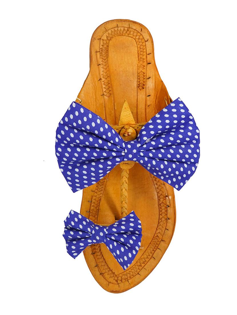 blue leather slip on kolhapuris - 17509769 - Zoom Image - 3
