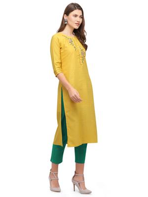 solid selfdesign kurti - 17517294 - Standard Image - 2