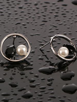 silver brass studs earring - 17518329 - Standard Image - 2