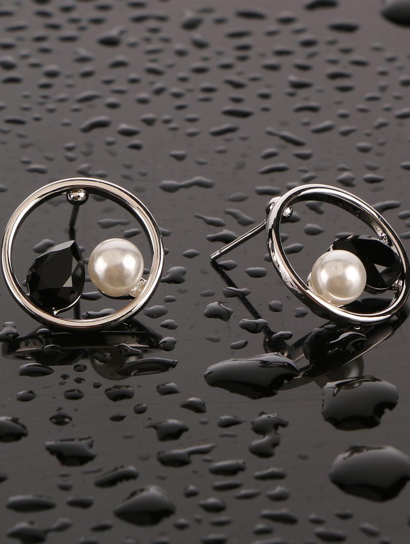 silver brass studs earring - 17518329 - Zoom Image - 2