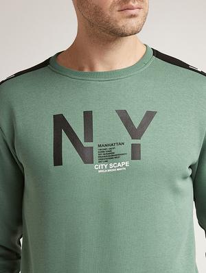 green chest print sweatshirt - 17520089 - Standard Image - 5