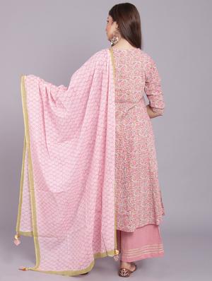 floral suit set - 17520593 - Standard Image - 4