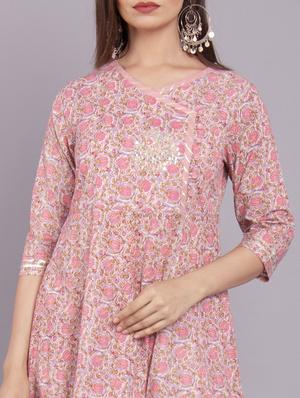 floral suit set - 17520593 - Standard Image - 5
