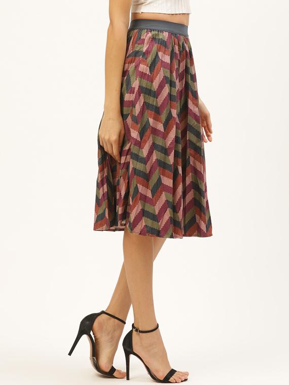 mid rise chevron flared skirt - 17521093 - Zoom Image - 2