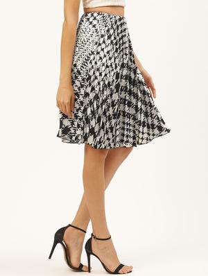 high rise abstract a-line skirt - 17521103 - Standard Image - 2